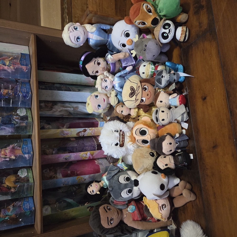 Disney Charecter Plush From Varipus Disney Movies